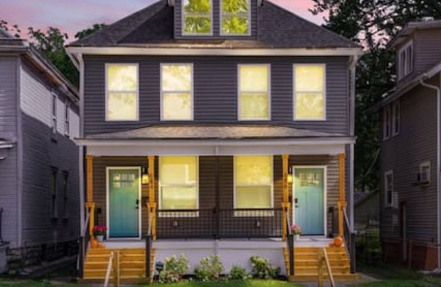 230) Entire Complex/2 homes side by side!