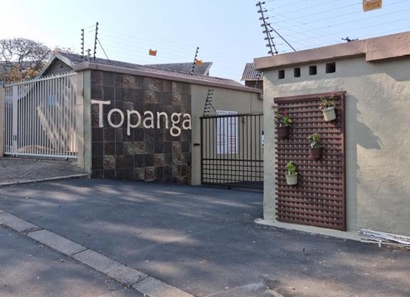 24 Topanga