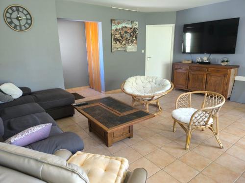 25 min du Puy du F, en sortant de Cholet