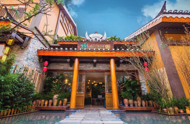 26Life Nationality Inn