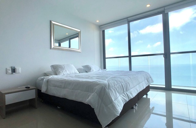 2704 Morros City - Spectacular 1-bedroom apartament