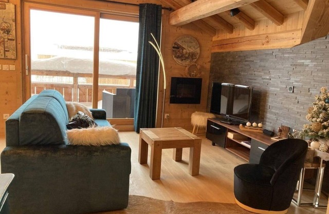 290m from ski slopes, 3rd floor, view open, balcony, tv, ski locker, 60m², Alpe d'Huez