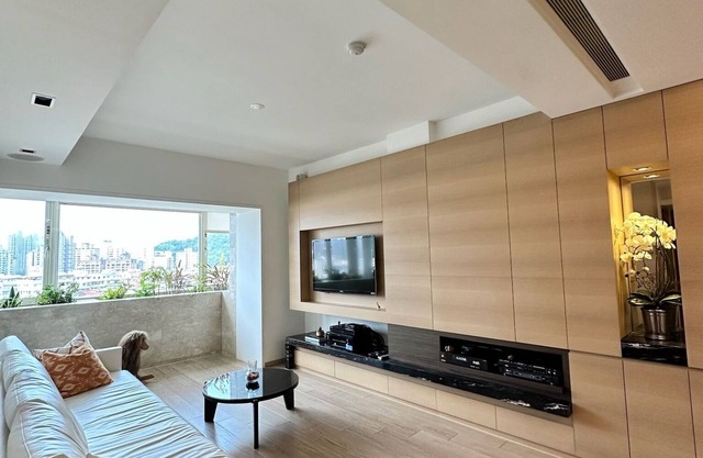 2bd/2ba Taipei Skyline Views｜Xinyi District｜Walk to Taipei 101 & Xiangshan