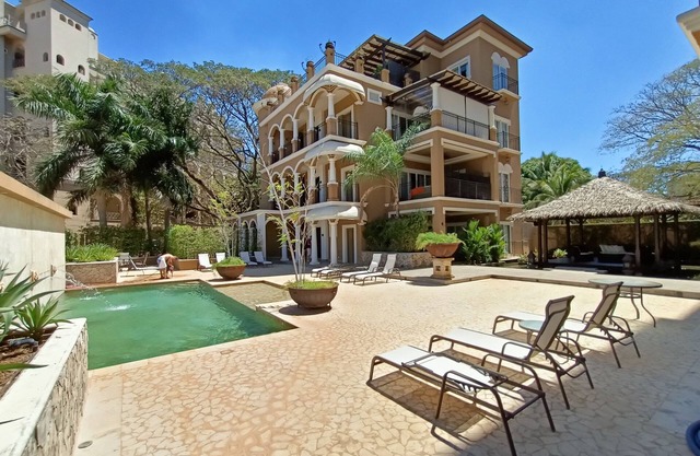 2Bed 2Bath 4 Guests Condo Beach+Location