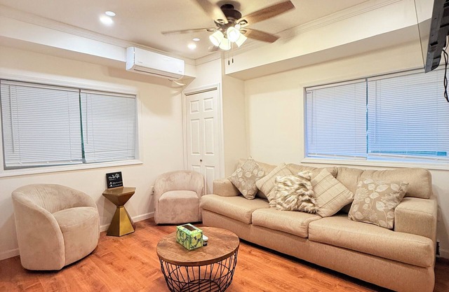 2Bed1 bath Near Ithaca &Cornell lower unit