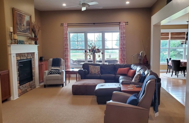 2BR/2.5BA Resort Home-Golf, Swim, Play in NMI. Great Discounts for Long Stays!