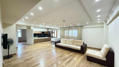 2BR apartment in Center Ulaanbaatar