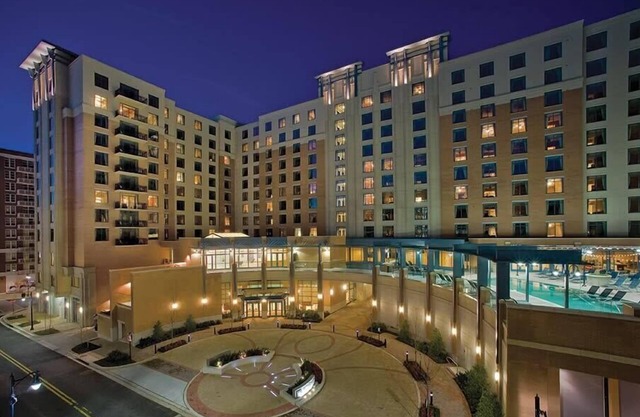 2br Deluxe Condo Waterfrnt Dist. & National Harbor