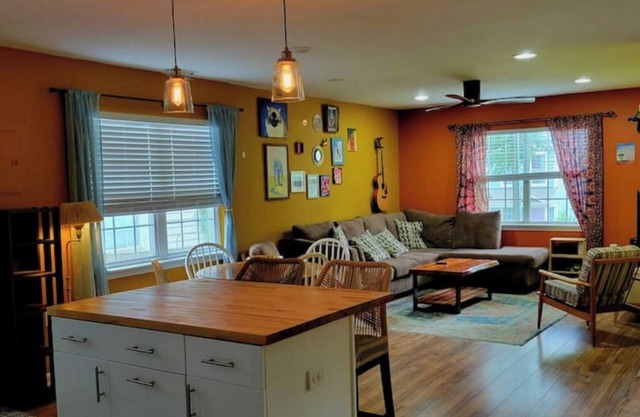 2BR + Office Steps to NoDa & Plaza Midwood