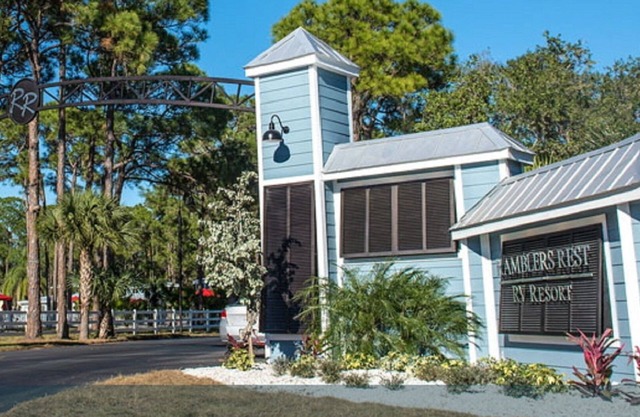2BR Unit @ Ramblers Rest Resort, Venice, FL along Myakka River