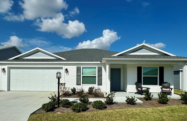 3/2 in The Village of Moultrie Creek