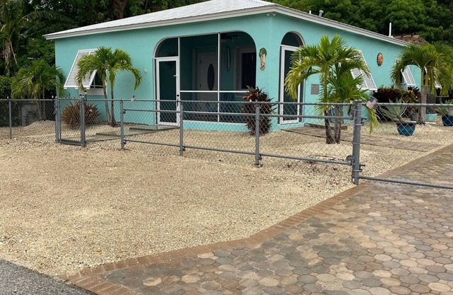 3/2 with Homeowner Park and Boat Ramp