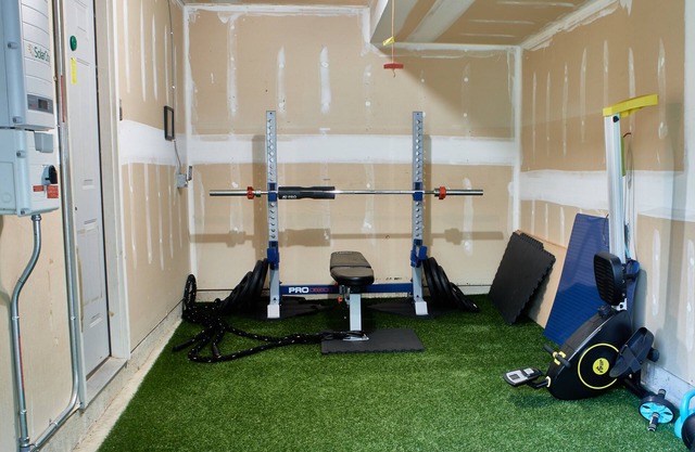 3 BD 1.5 Bathrooms, Large fenced yard, Indoor turf gym inside Secluded townhome