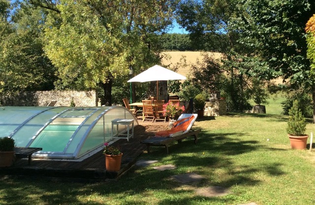 3 beautiful rooms with private terrace or balcony in an old farmhouse