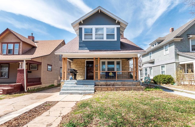 3 Bed 2 Bath by College Hill w/Fitness Room