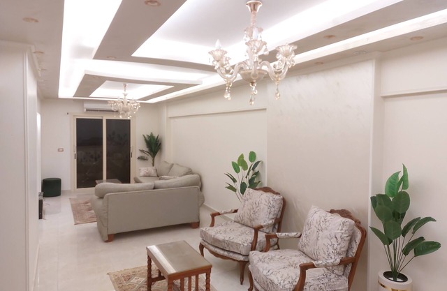 3-bedroom fully furnished apartment in charming Alexandria Governorate with AC