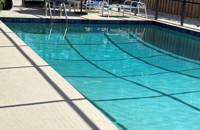 3 Bedroom 2 Full Bath House near Siesta Key Beach