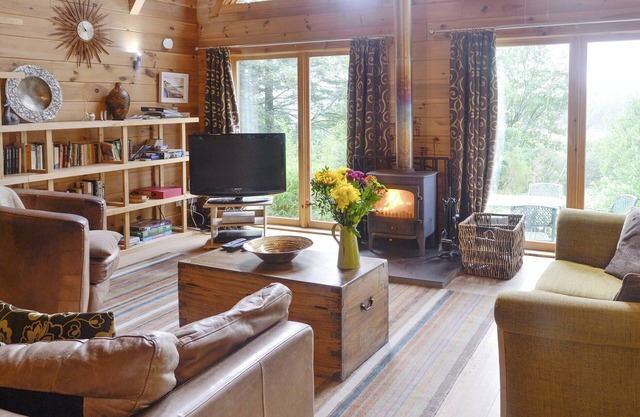 3 bedroom accommodation in Kippford, near Dalbeattie