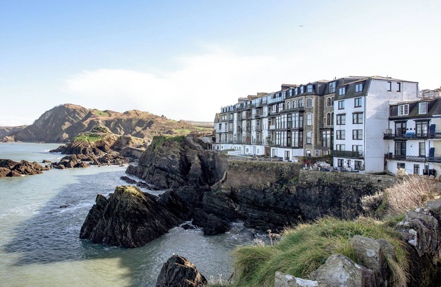 3 bedroom accommodation in Ilfracombe