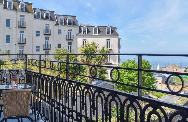 3 bedroom accommodation in Ilfracombe