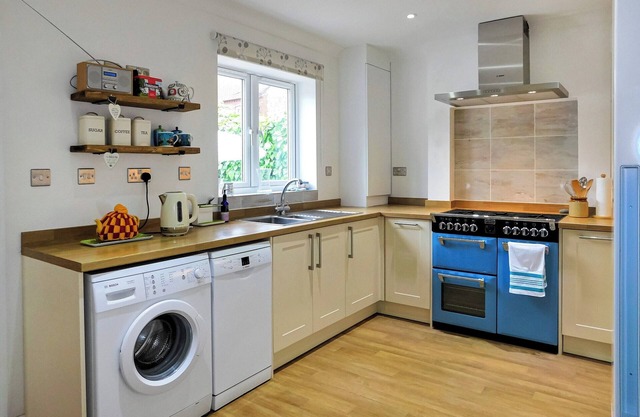 3 bedroom accommodation in Sheringham