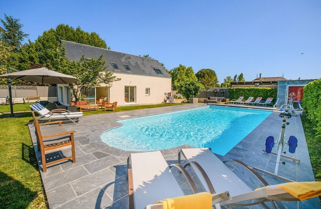 3 bedroom amazing home in Fondettes