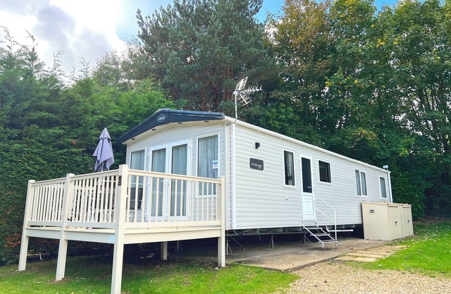 3 Bedroom Caravan MC34, Shanklin, Isle of Wight, Dog Friendly