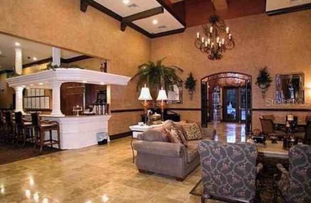 3-bedroom condo in enchanting Sarasota with WiFi, AC, fitness room