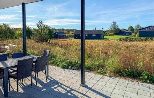 3 Bedroom Cozy Home In Ejstrupholm