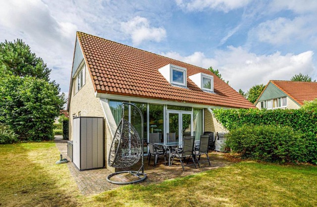 3 Bedroom Cozy Home In Vlagtwedde