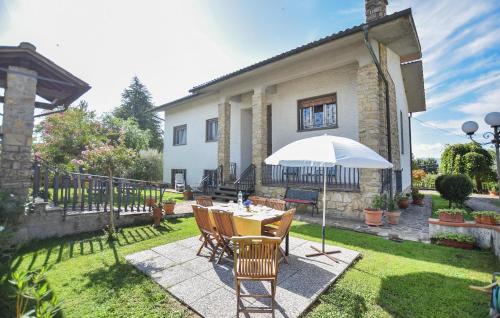 3 Bedroom Gorgeous Home In Pistoia