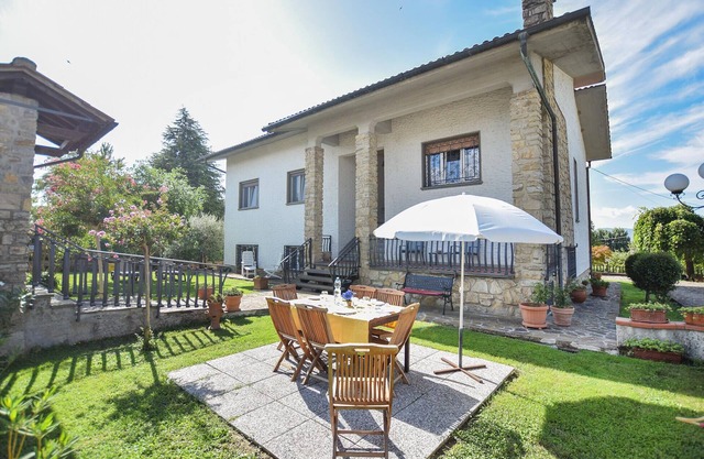 3 bedroom gorgeous home in Pistoia