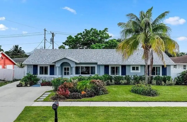 3-bedroom house in marvelous Pompano Beach with AC