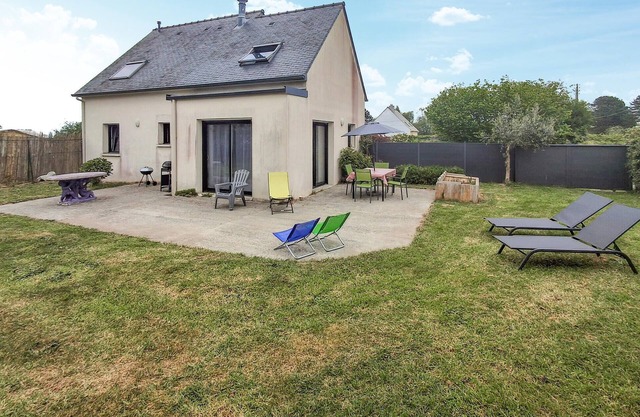 3 bedroom nice home in Plouha