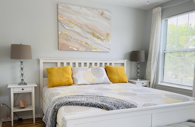 3 bedroom Upscale Townhouse (near Atlantic City)