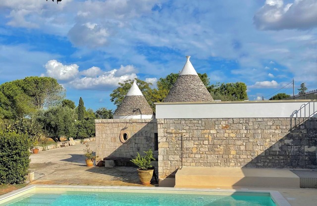 3-bedroom villa in enchanting Puglia with AC, WiFi