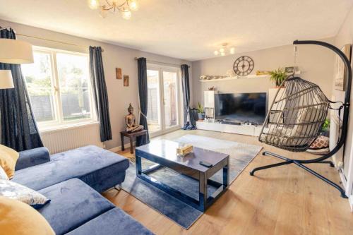 3 Bedrooms - Sleeps 8 - Wifi - 3 Car Parking
