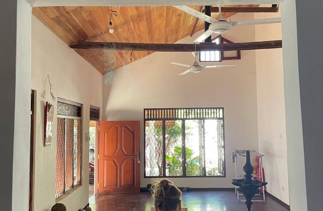 3 BR House in Ahangama, just a short stroll from the beach and town