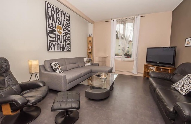 3 chambres spacieuses - 2 min à pied gare