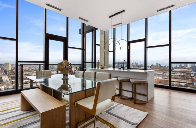 3 Penthouses, 1 Floor, Group Stay, Sleeps 21