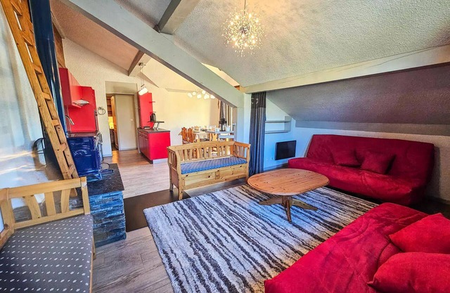 3-room apartment at the foot of the slopes, sleeps 6 to 8