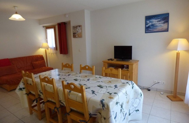 3 rooms with garage for 6 people in Saint-Jean-de-Sixt