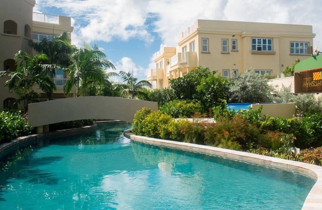 3 Spaces Beachfront Accommodation! Comes w/ FREE Parking, Outdoor Pools!