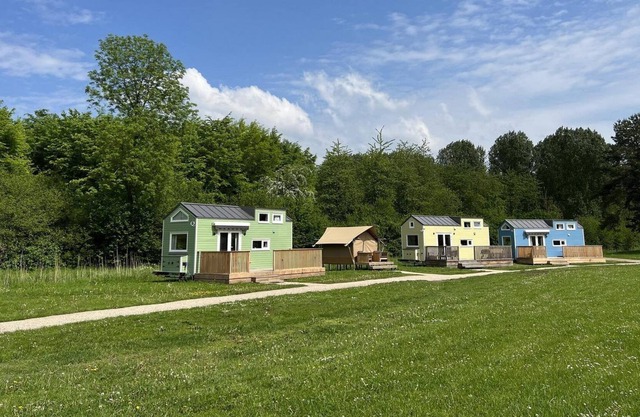 3 Tiny Houses with an additional sleeping lodge