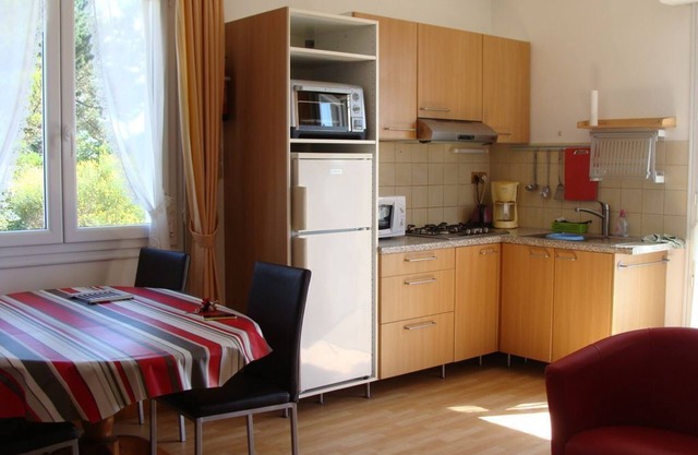 300m from the sea, Apartment in Breton house with terrace