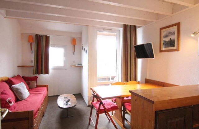 300m from ski lifts, 3rd floor, balcony, tv, ski locker, 43m², Alpe d'Huez