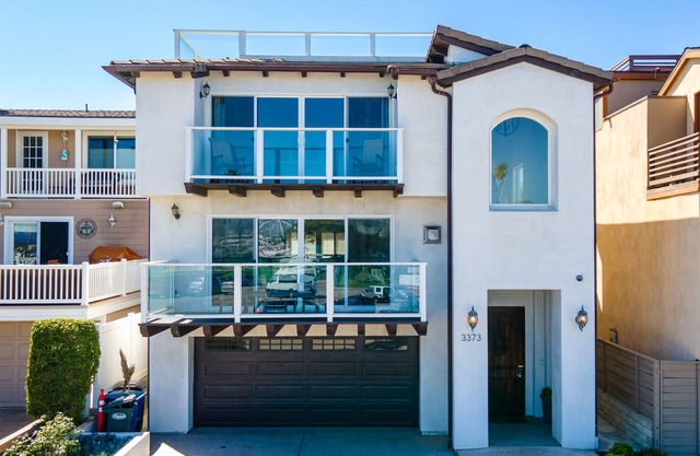 3373H - Hollywood Beach Manor