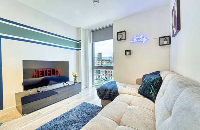 35% Off Stylish Liverpool Abode