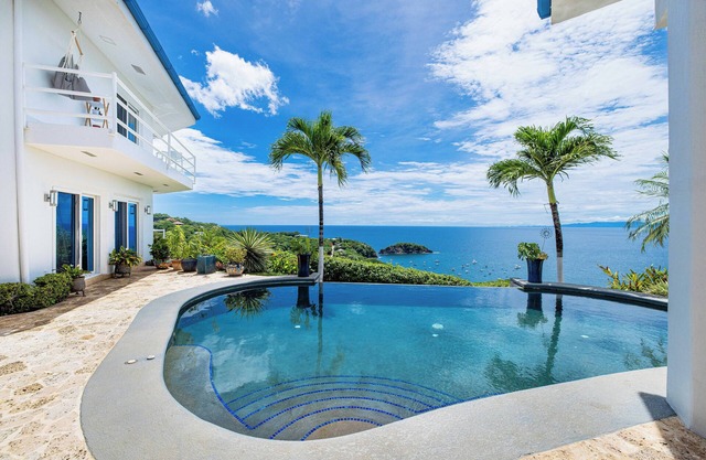 360 views Ocean and Jungle villa in amazing Ocotal! Enjoy the paradise!