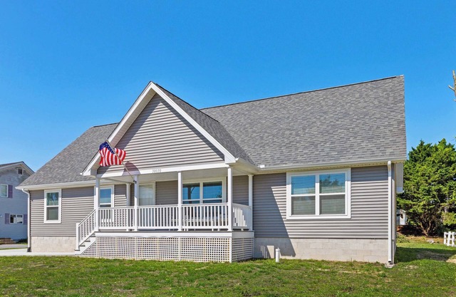 38030 Keenwick Family Home
